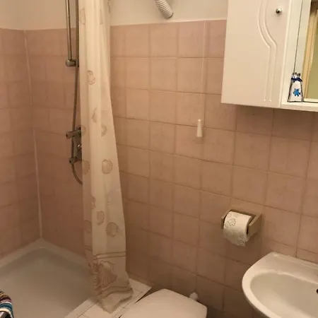 Edi Apartment Splitska
